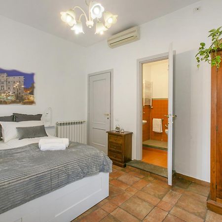 Bb Trastevere Station - Room3 Róma Kültér fotó