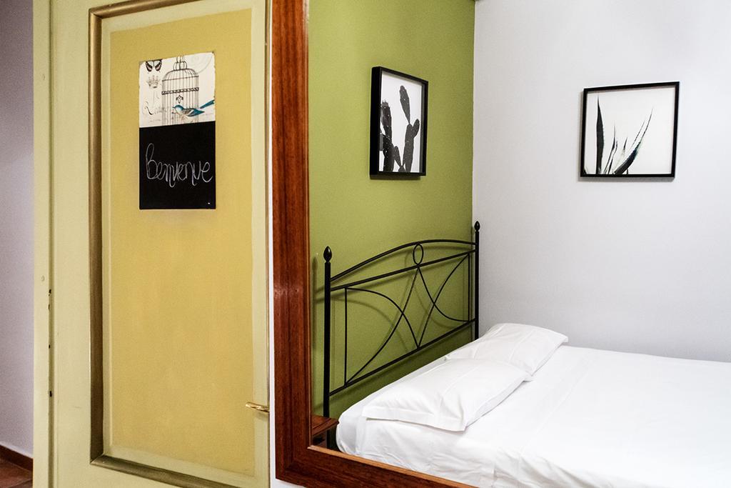 Bb Trastevere Station - Room3 Róma Kültér fotó